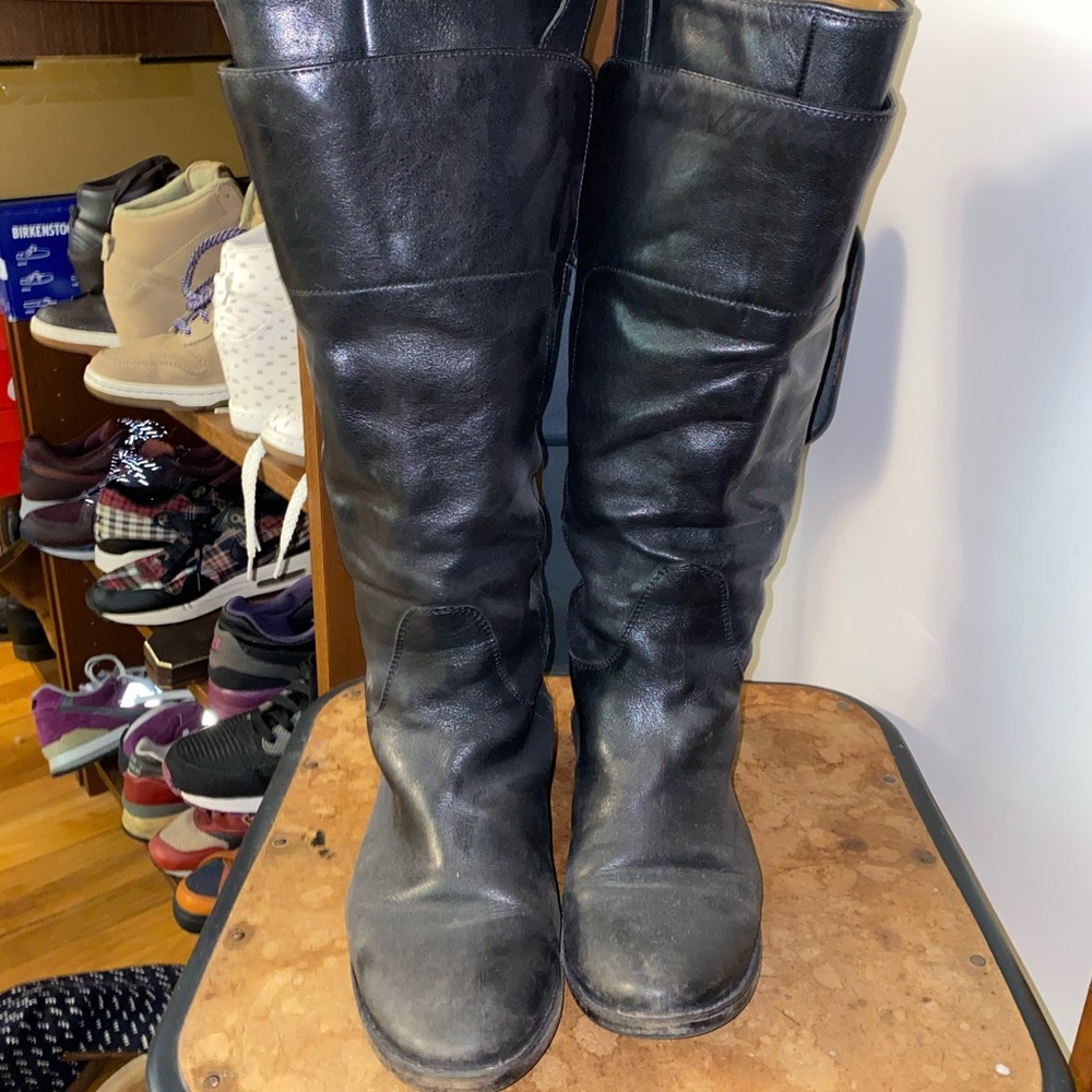Black Frye leather boots